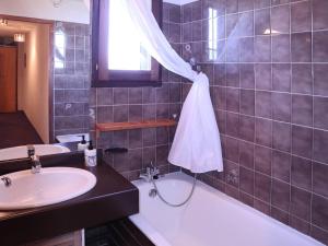 Grand appart 6 pers avec balcon, wifi et superbe vue - FR-1-322-532