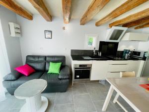 Appartements Studio Saint-Paterne-Racan, 1 piece, 2 personnes - FR-1-381-551 : photos des chambres