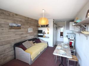 Appartements Studio Chamrousse, 1 piece, 4 personnes - FR-1-549-129 : photos des chambres