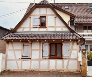 Maisons de vacances S-Hiesele petite maison alsacienne typique : Maison 1 Chambre