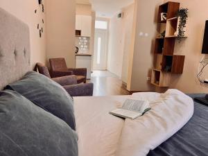 Old Gold Downtown Belgrade