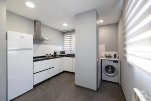 ALQUILAZ Apartamentos Turísticos