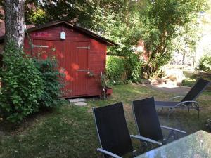 Peaceful City Garden Apartment