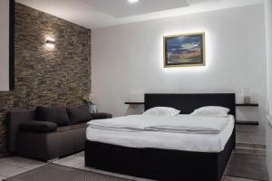 Two-Bedroom Apartment room in Pension Black Baron