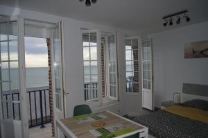 Appartements Studio face a la mer : photos des chambres