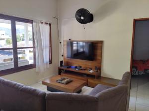 Casa Completa Piso Superior em frente ao Canal e ao lado da Balsa de Bertioga