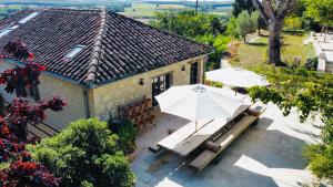 Maisons de vacances Maison de charme : photos des chambres