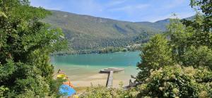 Campings Magnifique Mobil home Lac D'Aiguebelette : photos des chambres