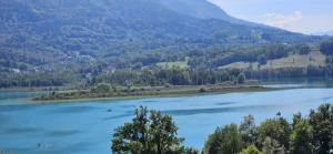 Campings Magnifique Mobil home Lac D'Aiguebelette : photos des chambres