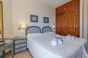 Wonderful apartment with sea views