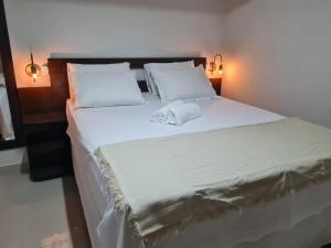 Apt 17 com 2 suítes com ar cond