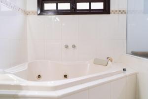 casa completa enseada guaruja