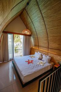 Neo Bintang Bungalow Cafe and Pool