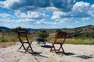 Amethyst - 1 Bed with Hot Tub - Kundalini Lodge