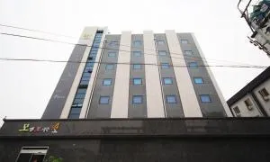 Iksan 4 Seasons Hotel - Ssangyŏn-ni