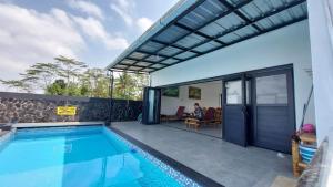 Pool Villa Saung Suluh