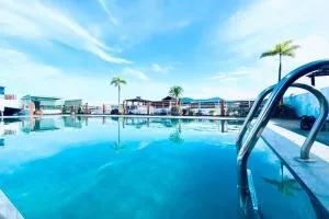 One World One Home Patong 2 - Карон-Біч