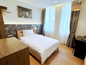 The Borneo Hotel