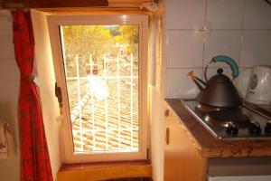 Appartements Petit Studio climatise Lamalou - IL FAUT absolument lire les extras et descriptif sous VOTRE HOTE avec la photo : photos des chambres