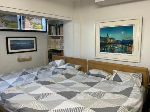 Gallery Compass- Art Apartments Osaka with Breakfast Free Parking