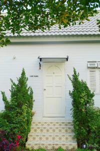 Laemsing Whitehouse Resort