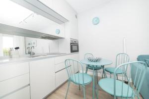 Apartament Pełen Wdzięku z balkonem