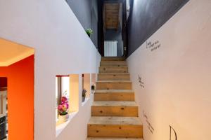 Leonardo Academy in 5 - Parcheggio Gratis - laghi & Wi-FI