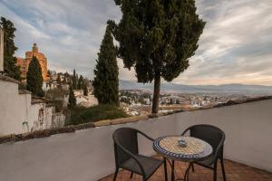 Calle Aire Alta, 12, 18009 Granada, Spain.