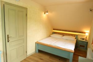 Villa Les with Hot tub & Sauna