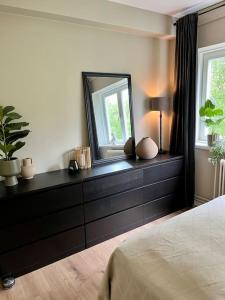 Modern apartment with a balcony and free parking