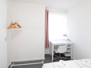 Headington 4BR Home Parking and Garden Oxford - Pass the Keys