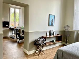 Dandy Suite on the Arno River