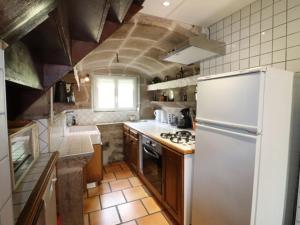 Maisons de vacances Gite Jou-sous-Monjou, 4 pieces, 6 personnes - FR-1-742-28 : photos des chambres