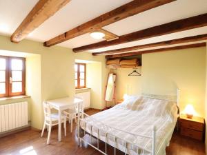 Maisons de vacances Gite La Trinitat, 3 pieces, 5 personnes - FR-1-742-55 : photos des chambres