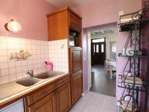 Maisons de vacances Gite Saint-Constant-Fournoules-Saint-Constant, 5 pieces, 6 personnes - FR-1-742-166 : photos des chambres