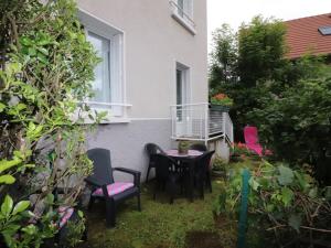 Maisons de vacances Gite Aurillac, 2 pieces, 4 personnes - FR-1-742-172 : photos des chambres