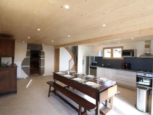 Maisons de vacances Gite Le Vaulmier, 4 pieces, 8 personnes - FR-1-742-316 : photos des chambres