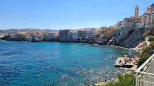 Seaside Serenade 1, suite