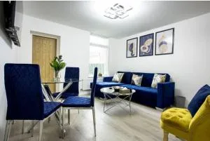 Cosy Cruise Cribs Ltd - Etruria