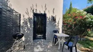 Le 30 - Duplex en rez-de-jardin proche du centre - 罗什莫尔