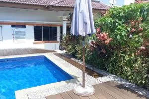 3 Bedrooms Villa with Private Pool - Kampong Linggi