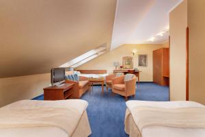 Economy Triple Room room in Villa Hoff Wellness & Spa