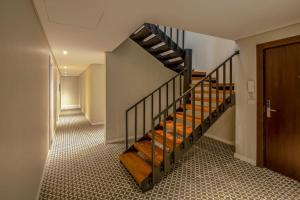 New Cairo Lake View Residence 4BR Penthouse with Private Pool