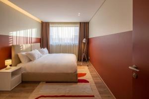 New Cairo Lake View Residence 4BR Penthouse with Private Pool