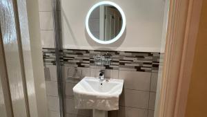 ANFIELD PLACE TO STAY