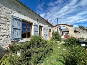 Maisons de vacances Gite - 7 Pers avec Jacuzzi - L-Arche : photos des chambres