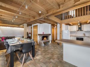 Chalet Megève, 5 pièces, 10 personnes - FR-1-453-1