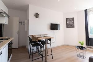 Appartements LE BISTROT 203 - Tout equipe - WIFI & TV : photos des chambres