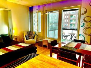 To LuxStudio KARNEOLI From Helsinki Airport 6 min, to City 27min, Free Parking in Kivistö