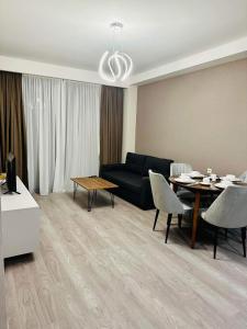 Crystal Loft Apartment Block A 411